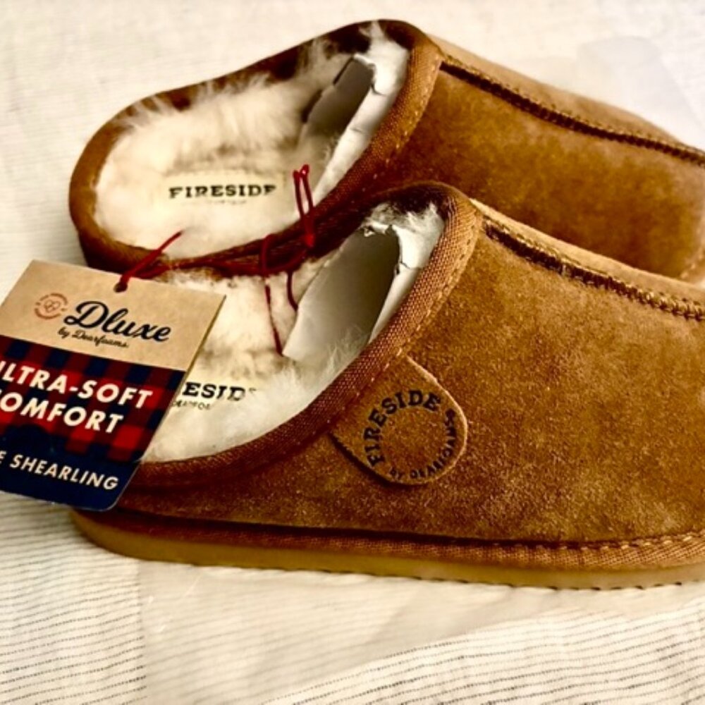 NWOT Fireside by Dearfoams Shearling Slippers! Size 3